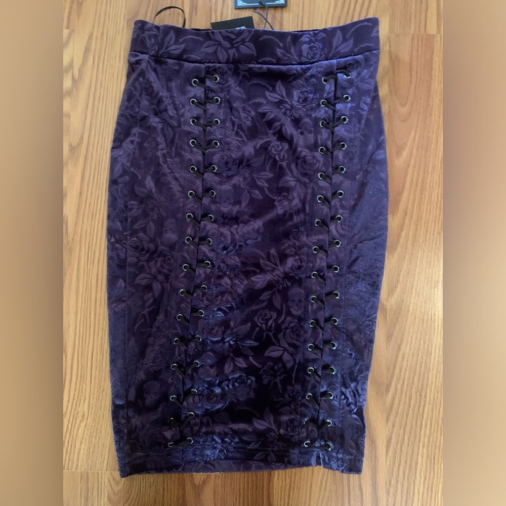 Killstar Claret Velvet Midi Skirt (plum)